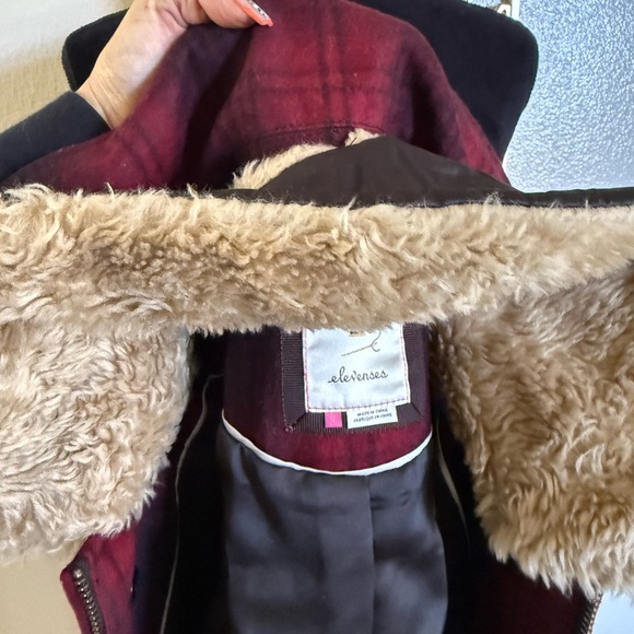 ANTHROPOLOGIE ELEVENSES
Red Plaid Fitted WOOL BLEND COAT Zip Button Womens Sz 0 - Picture 6 of 12